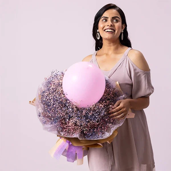 balloon bouquet with coloured gypso front view 2