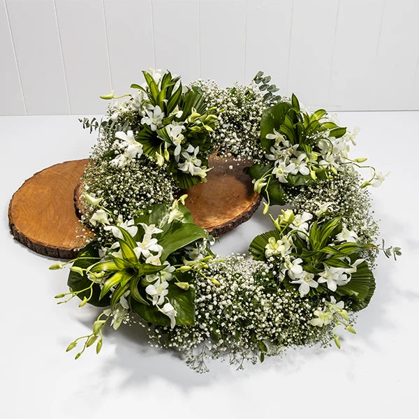 the evergreen charm wreath front view