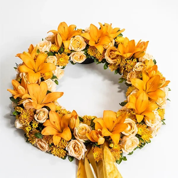 the golden hour masterpiece wreath top view