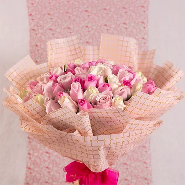 100 pink roses bouquet of white revival sweet avalanche roses top view