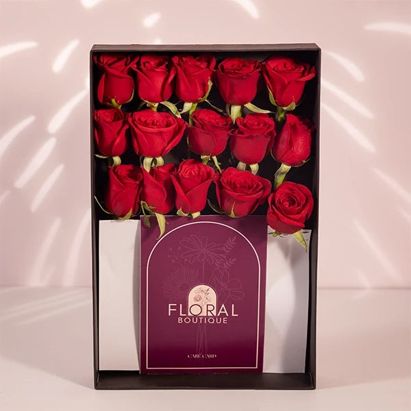Elegant Black Box with 15 Premium Dutch Roses