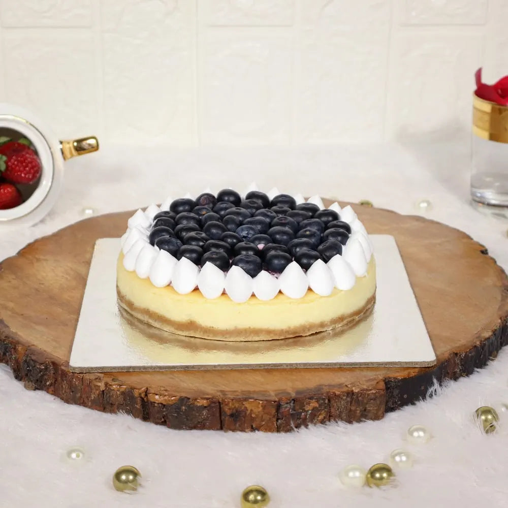 dreamscape blueberry cheese cake eggless half kg cake front view 2