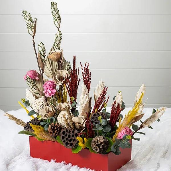 dry flowers arrangement perpetual natural elegance close up view