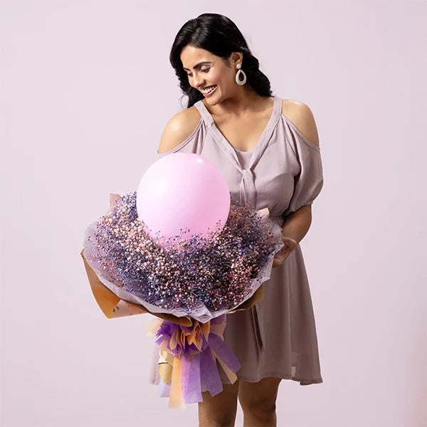 balloon bouquet with coloured gypso front view