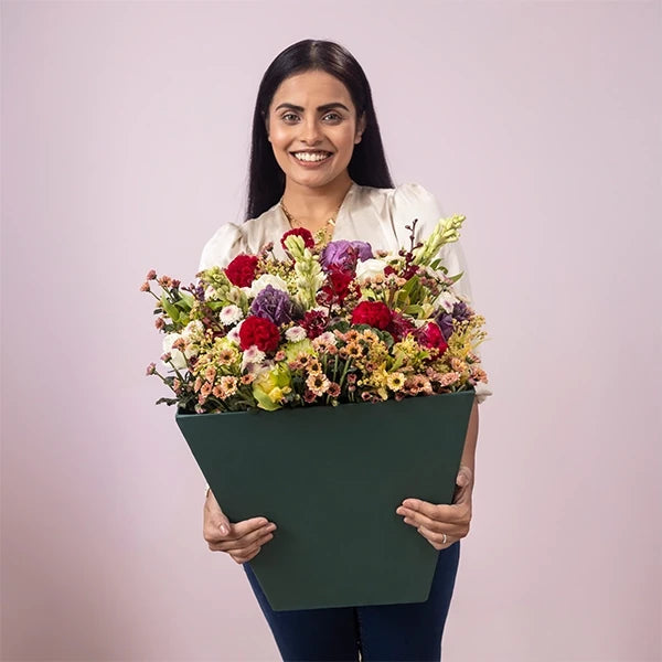 pink white and golden luxury flower box front view