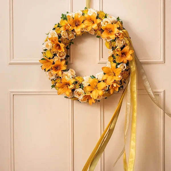 the golden hour masterpiece wreath front view