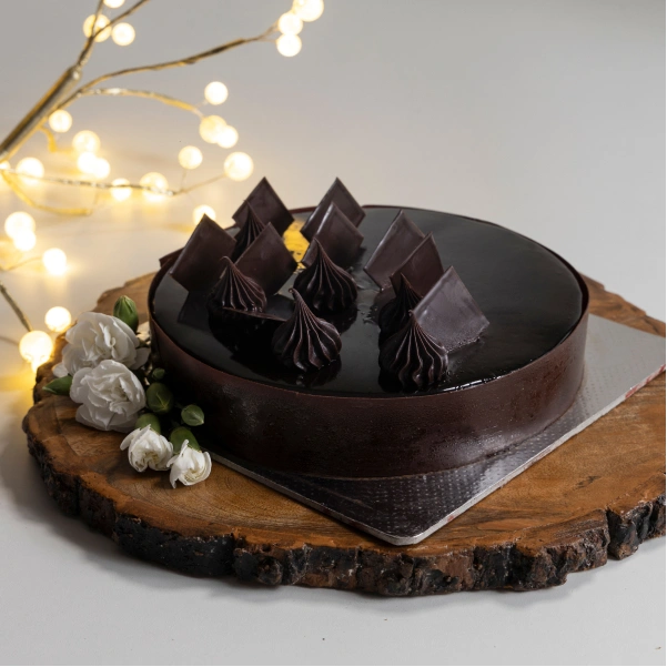 Truffle Bliss - Chocolate Truffle Cake Eggless 1 Kg